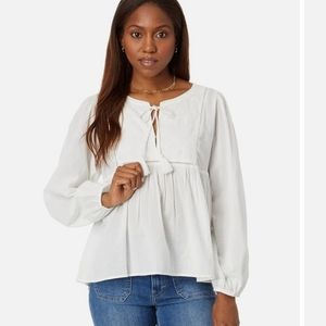 Lucky Brand White Blouse never worn